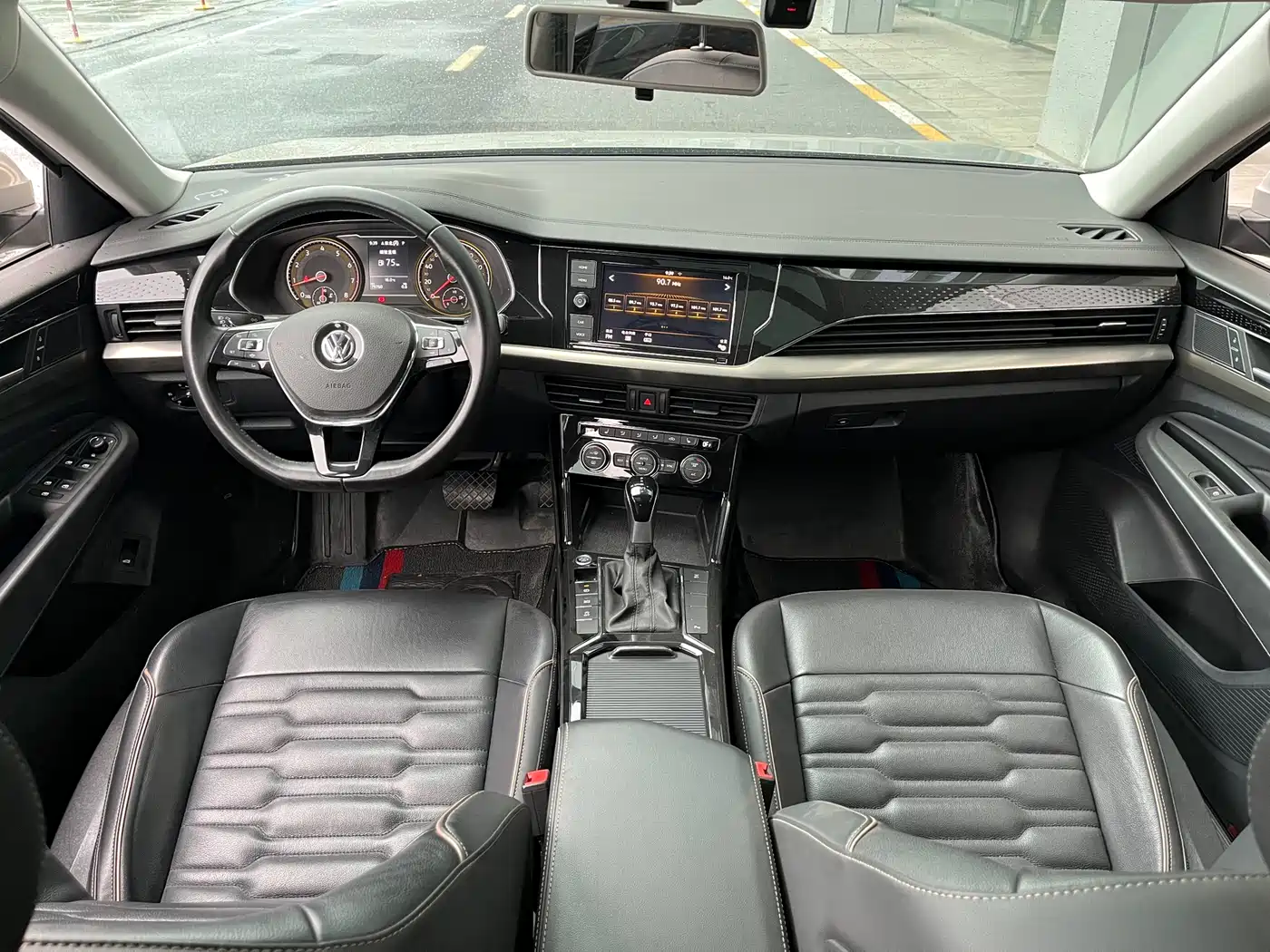 Volkswagen Passat 2019 330TSI Elite Version China VI фото 14