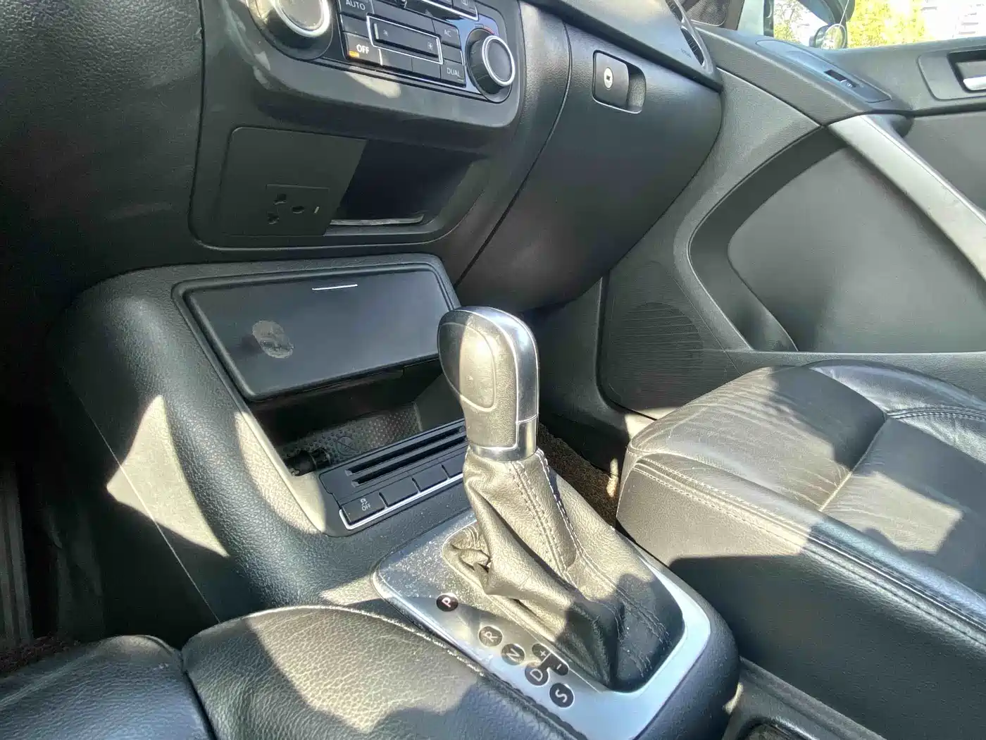 Volkswagen Tiguan 2012 1.8TSI Automatic 2WD Trend Edition фото 20