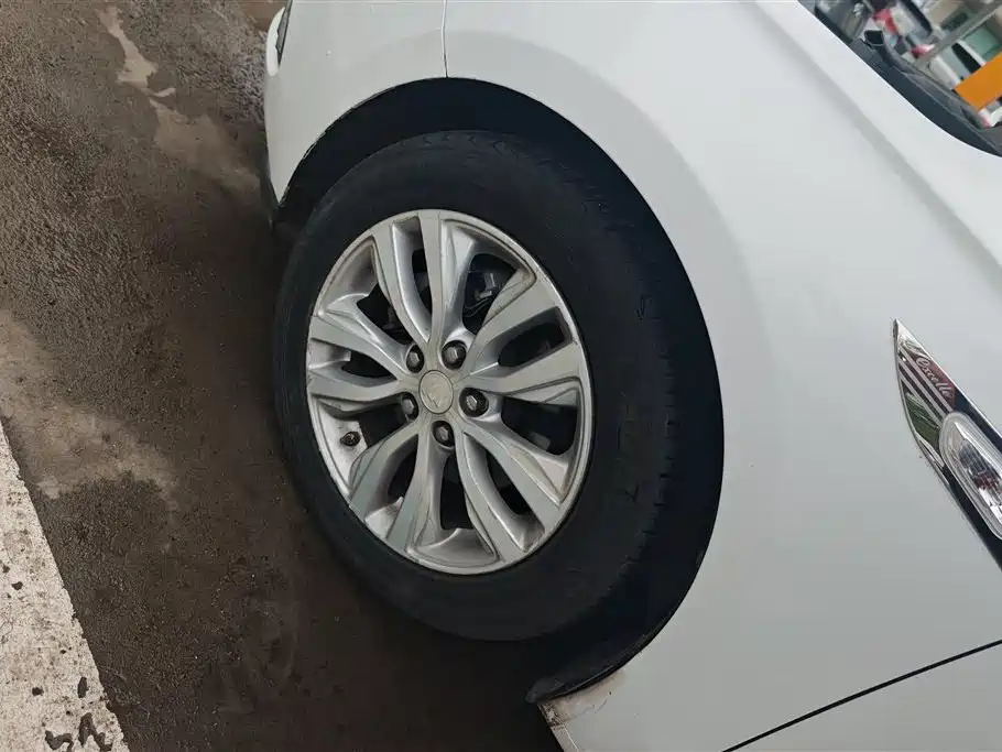 Buick Excelle 2021 Facelift Exemplar 1.5L Auto Elite фото 6