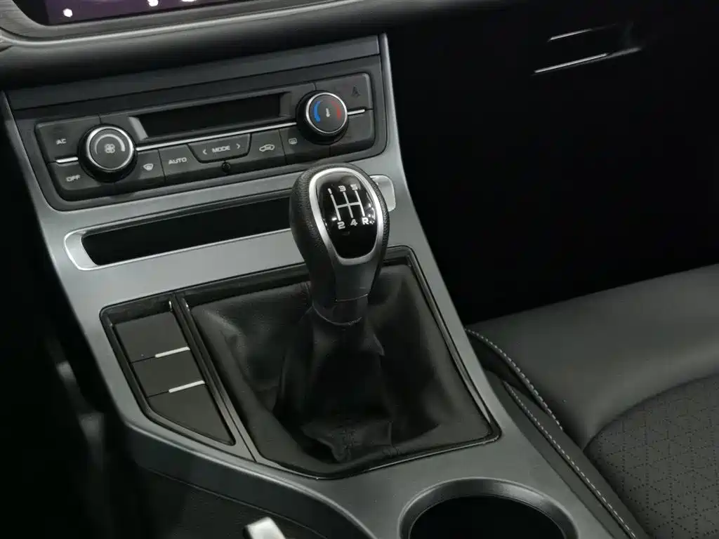 GEELY AUTOMOBILE EMGRAND