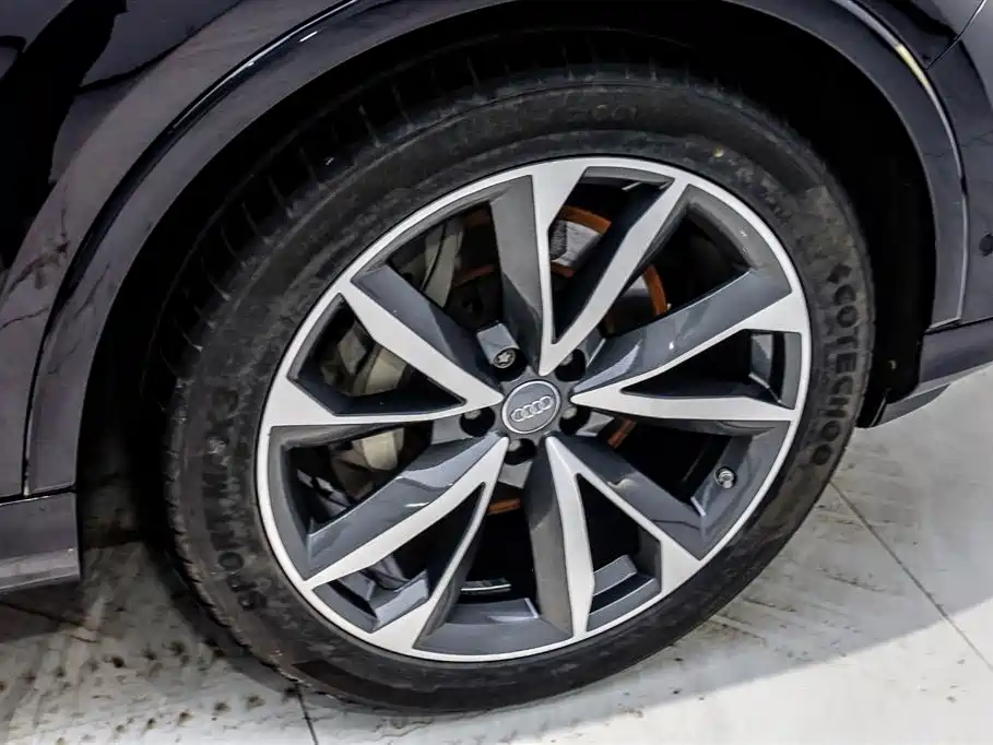 Audi Q7 2020 55 TFSI quattro S line Sport фото 32
