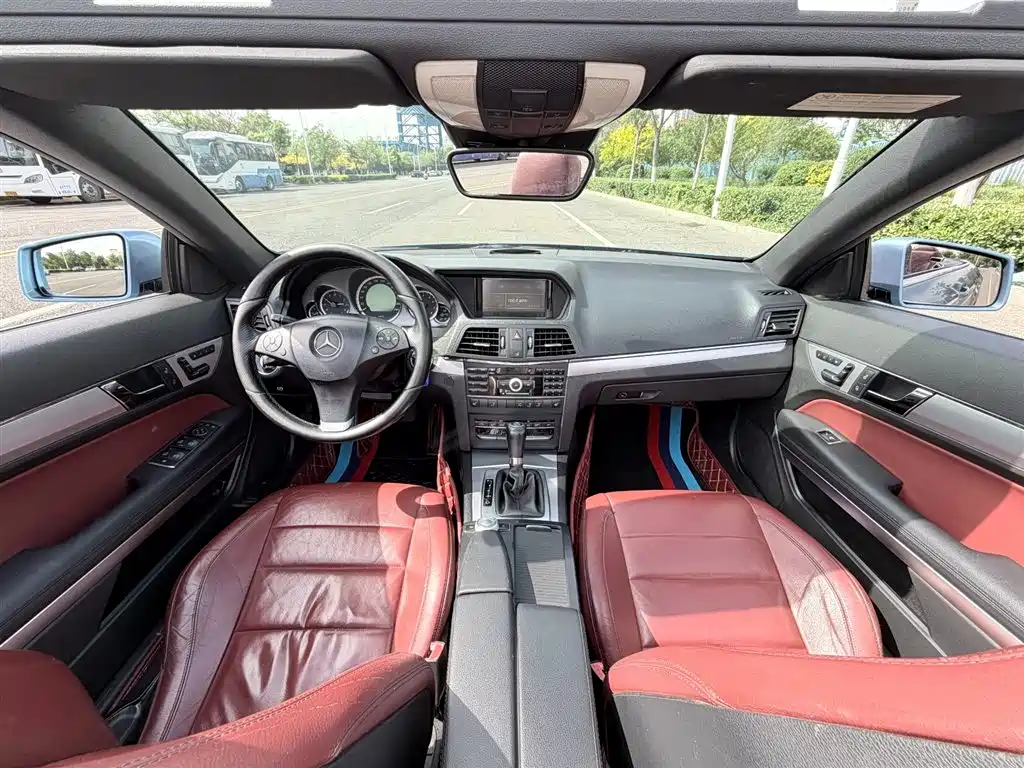 Mercedes-Benz E-Class (Import) 2011 E 260 CGI Convertible фото 9