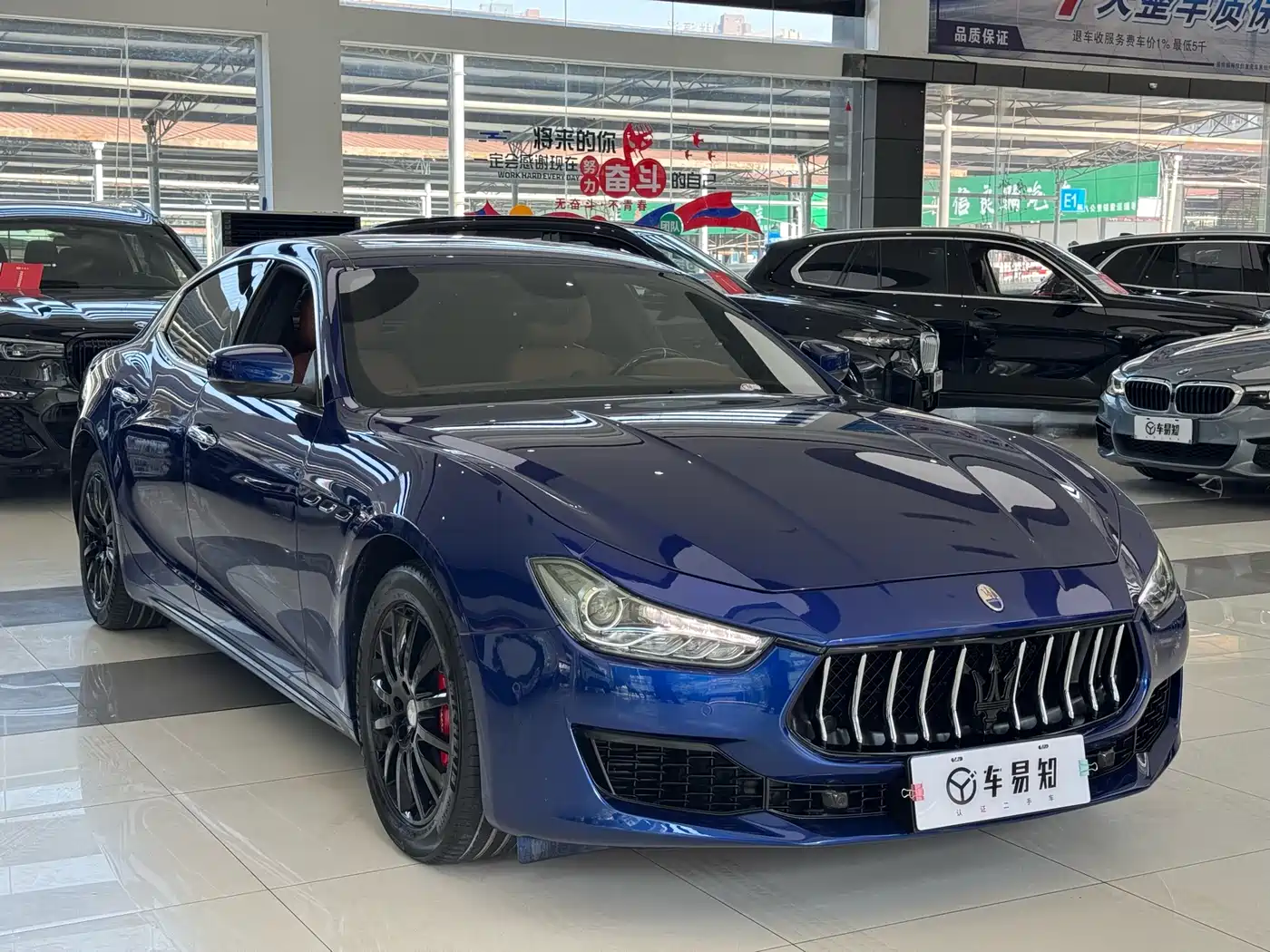 MASERATI GHIBLI