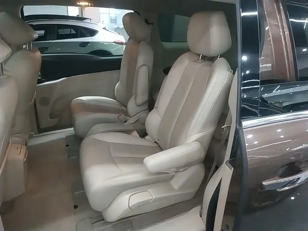 Buick GL8 2018 28T Luxury Model China VI фото 17