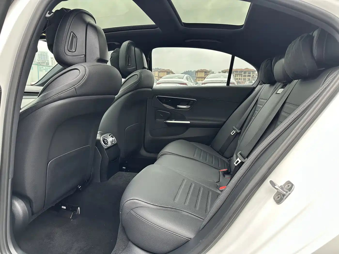 Mercedes-Benz C-Class 2024 C 260 L Sport фото 7
