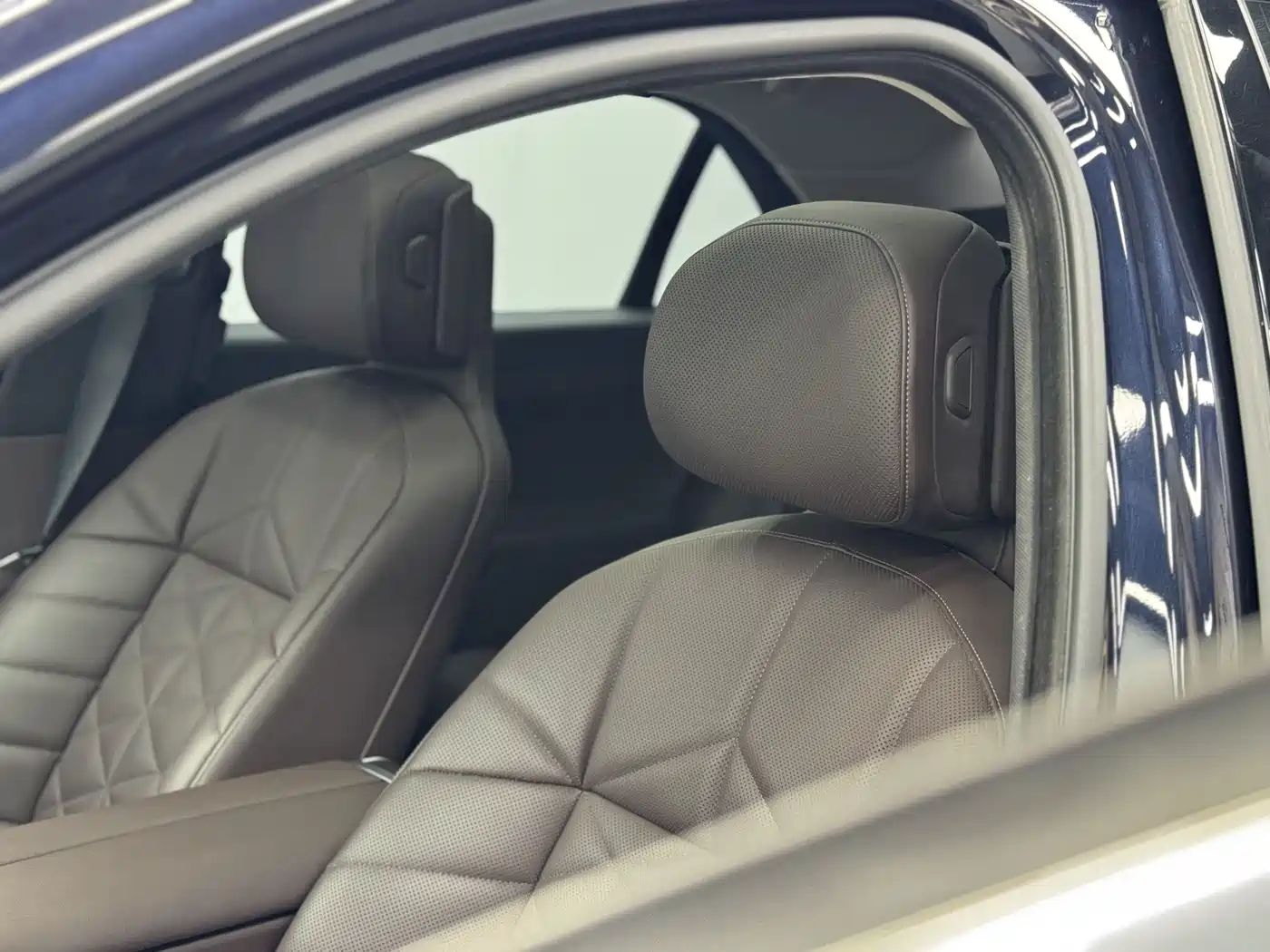 BMW i7 2023 eDrive50L Leading M Sport Package фото 12