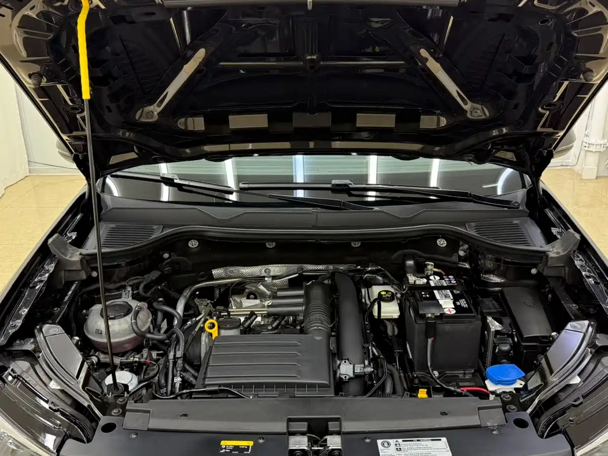 Volkswagen Tharu 2022 280TSI FWD Luxury Edition фото 19