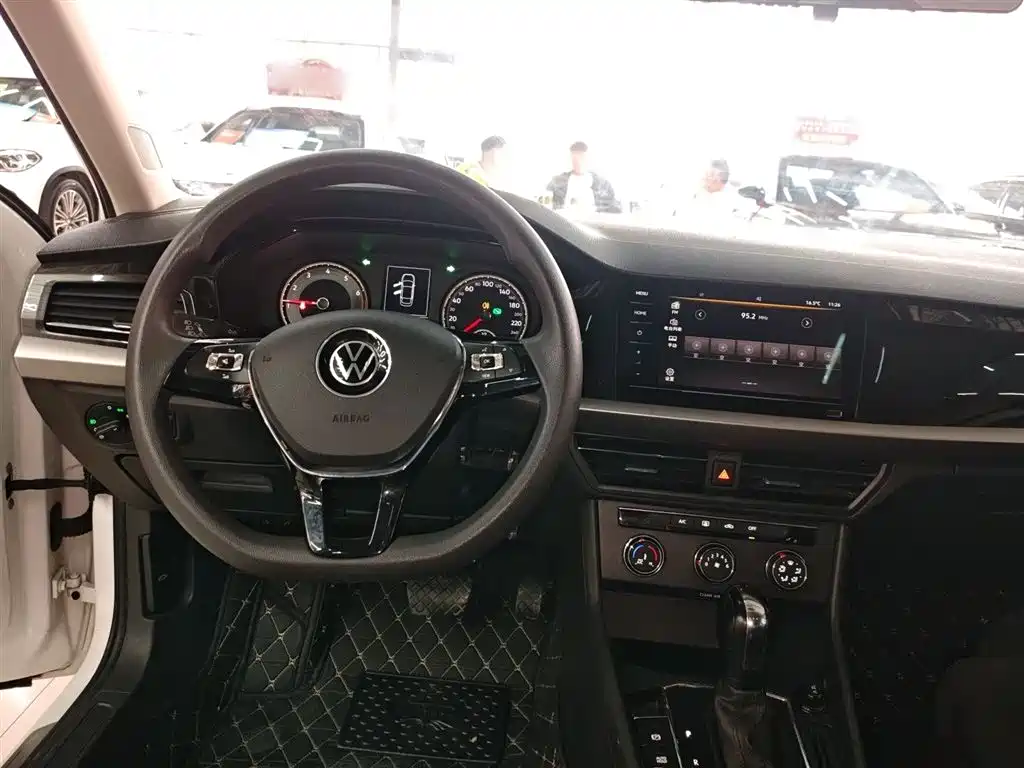 Volkswagen Lavida 2021 280TSI DSG Comfort Edition фото 6