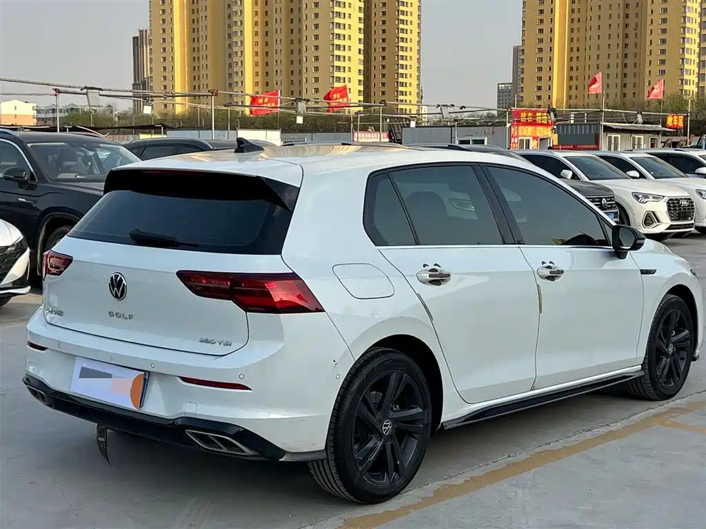 Volkswagen Golf 2023 Facelift 280TSI DSG R-Line Lite фото 8