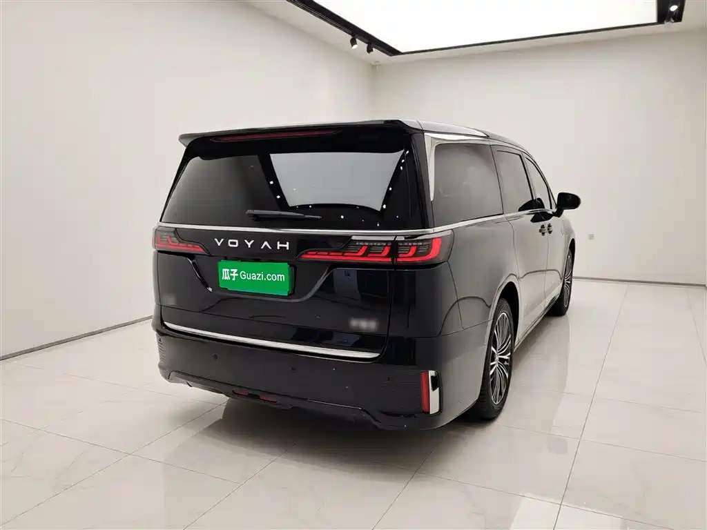 Voyah Auto Voyah Dreamer 2025 PHEV AWD Flagship Kunpeng Edition фото 5