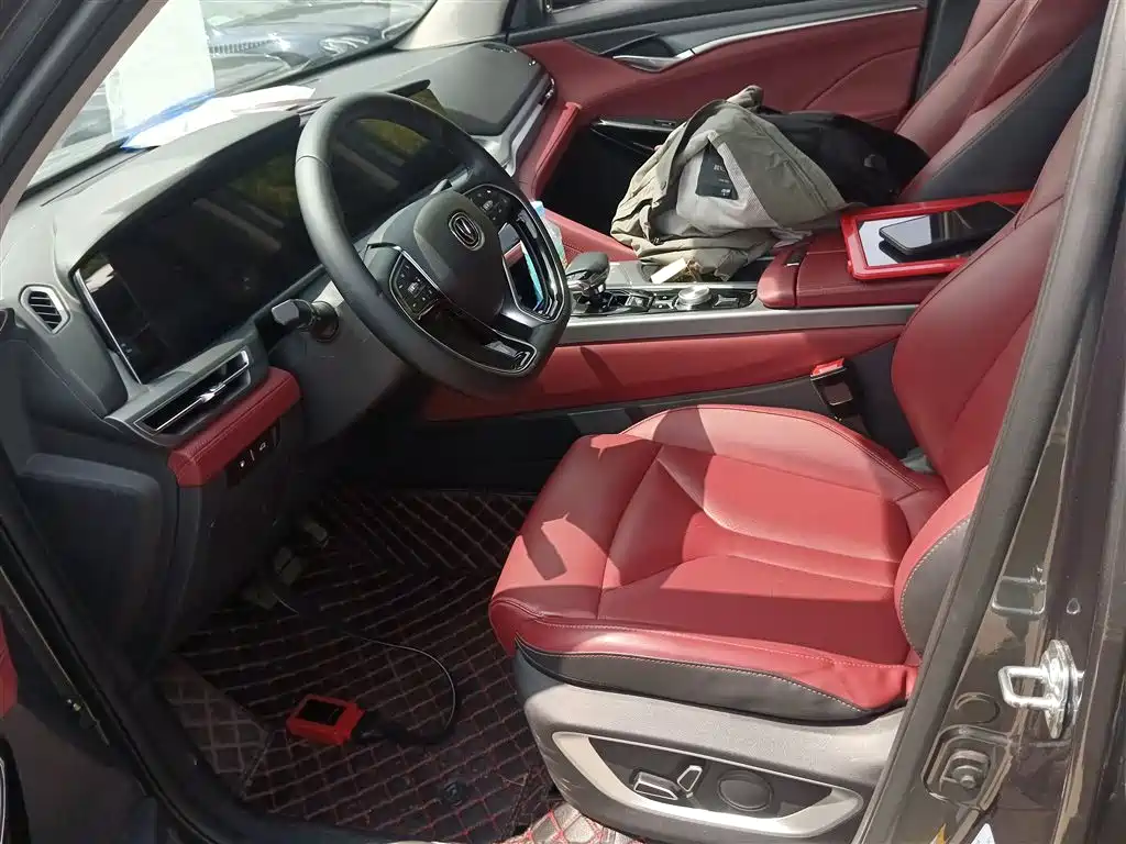 Фото 15 - Changan CS75 PLUS
