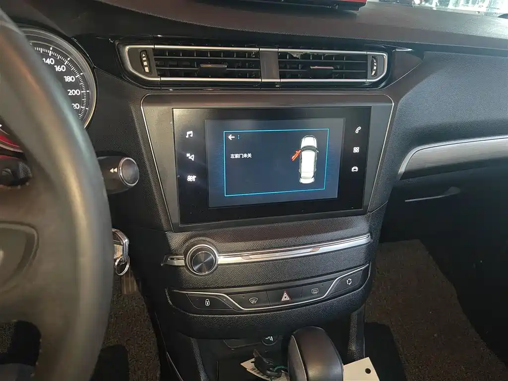 Peugeot 408 2018 350THP Automatic Luxury Edition фото 6