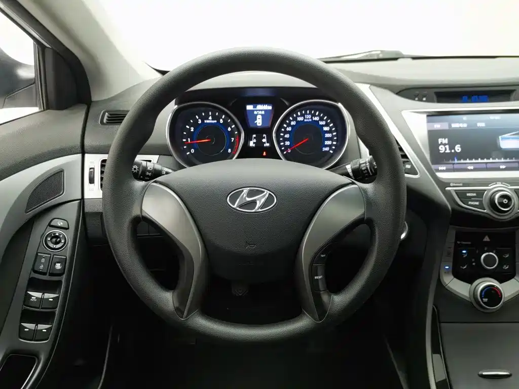 Hyundai Langdong 2017 2016 1.6L Manual Premium Edition