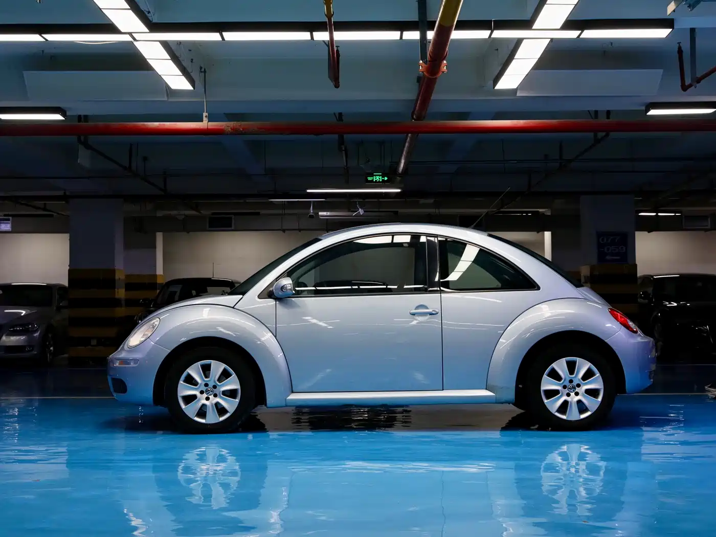 Volkswagen Beetle 2010 Model 1.6 AT фото 2