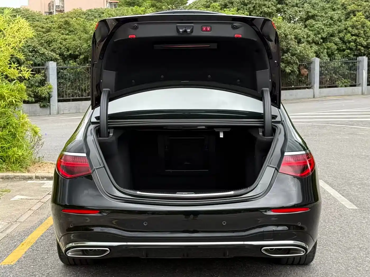 MERCEDES-BENZ S CLASS