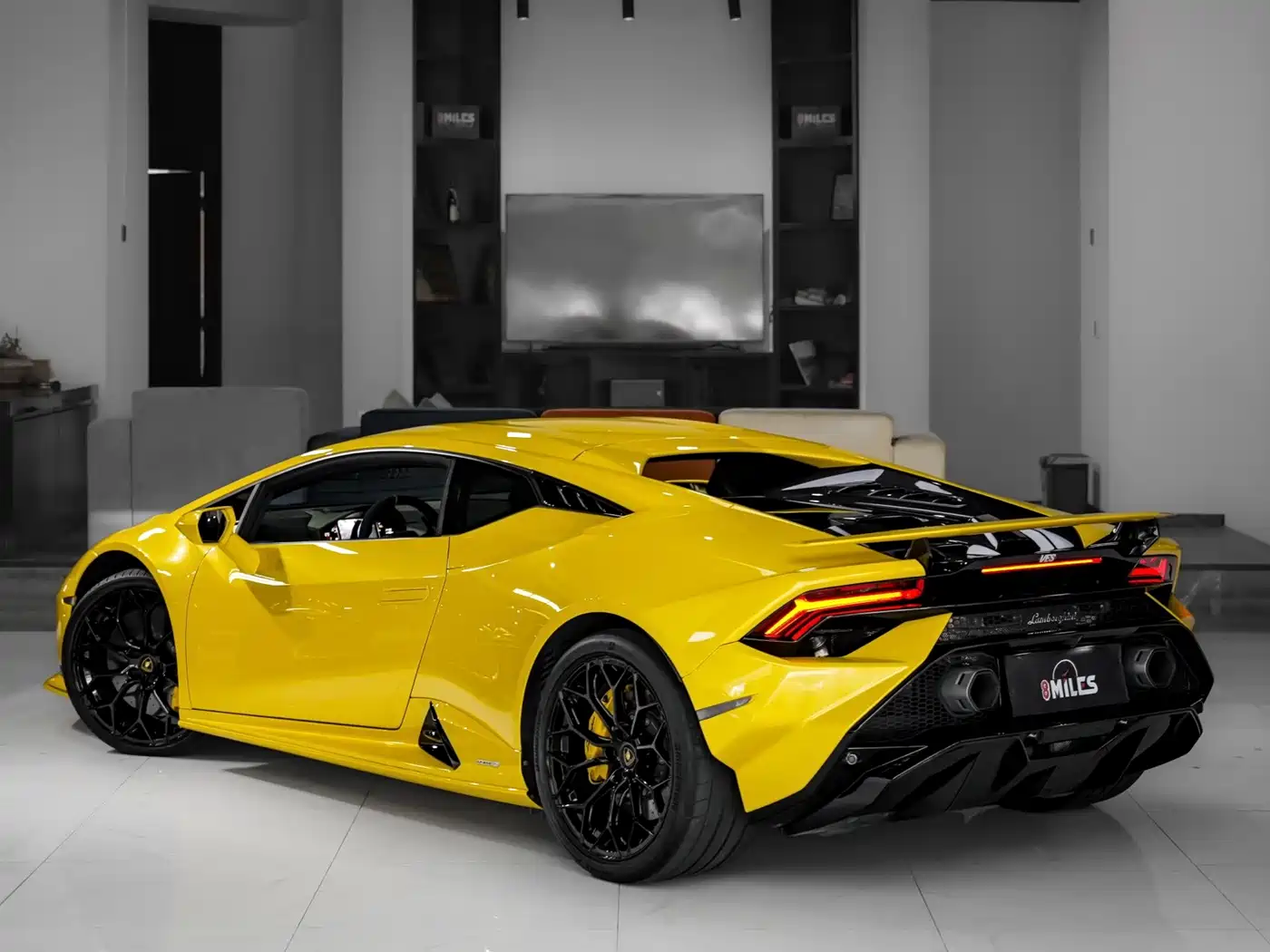 Photo 4 - Lamborghini Huracán