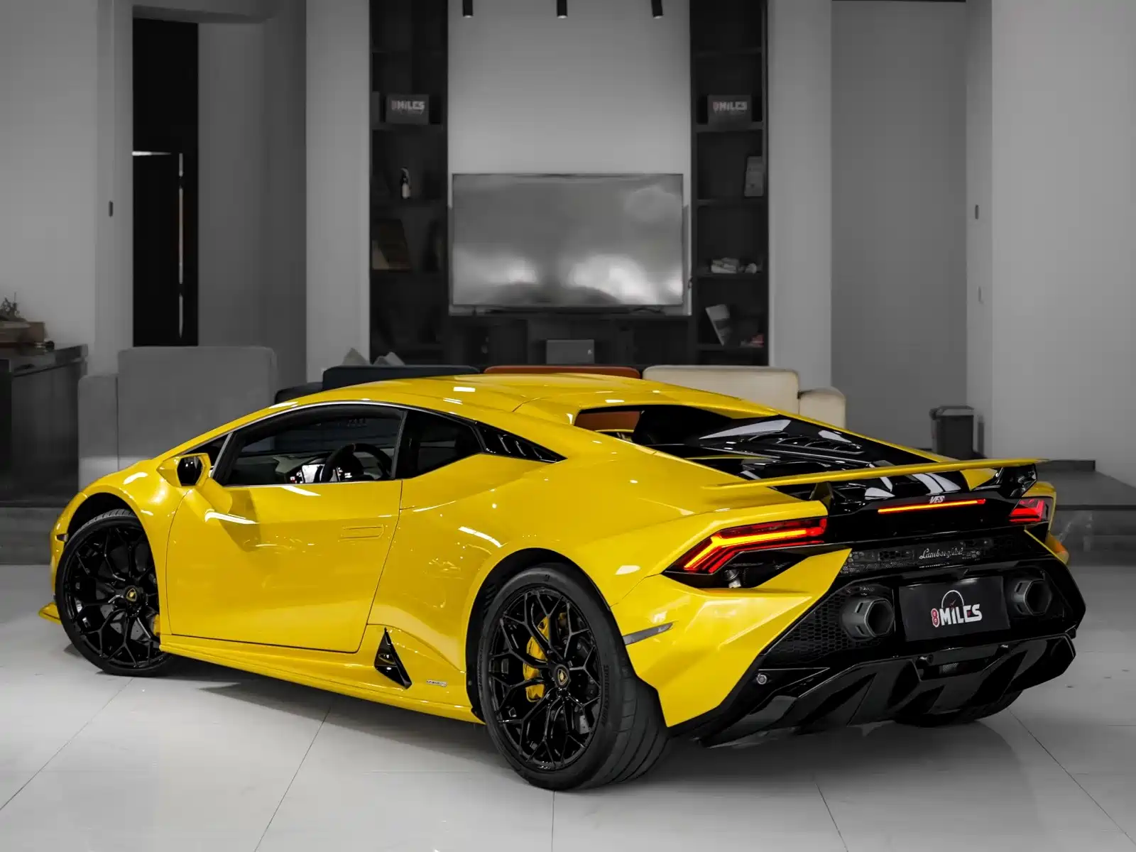 Фото 4 - Lamborghini Huracán