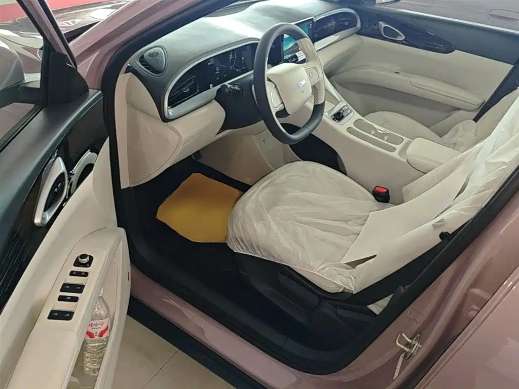 Geely Galaxy Starry Wish 2026 Edition 310km Youth Version фото 16
