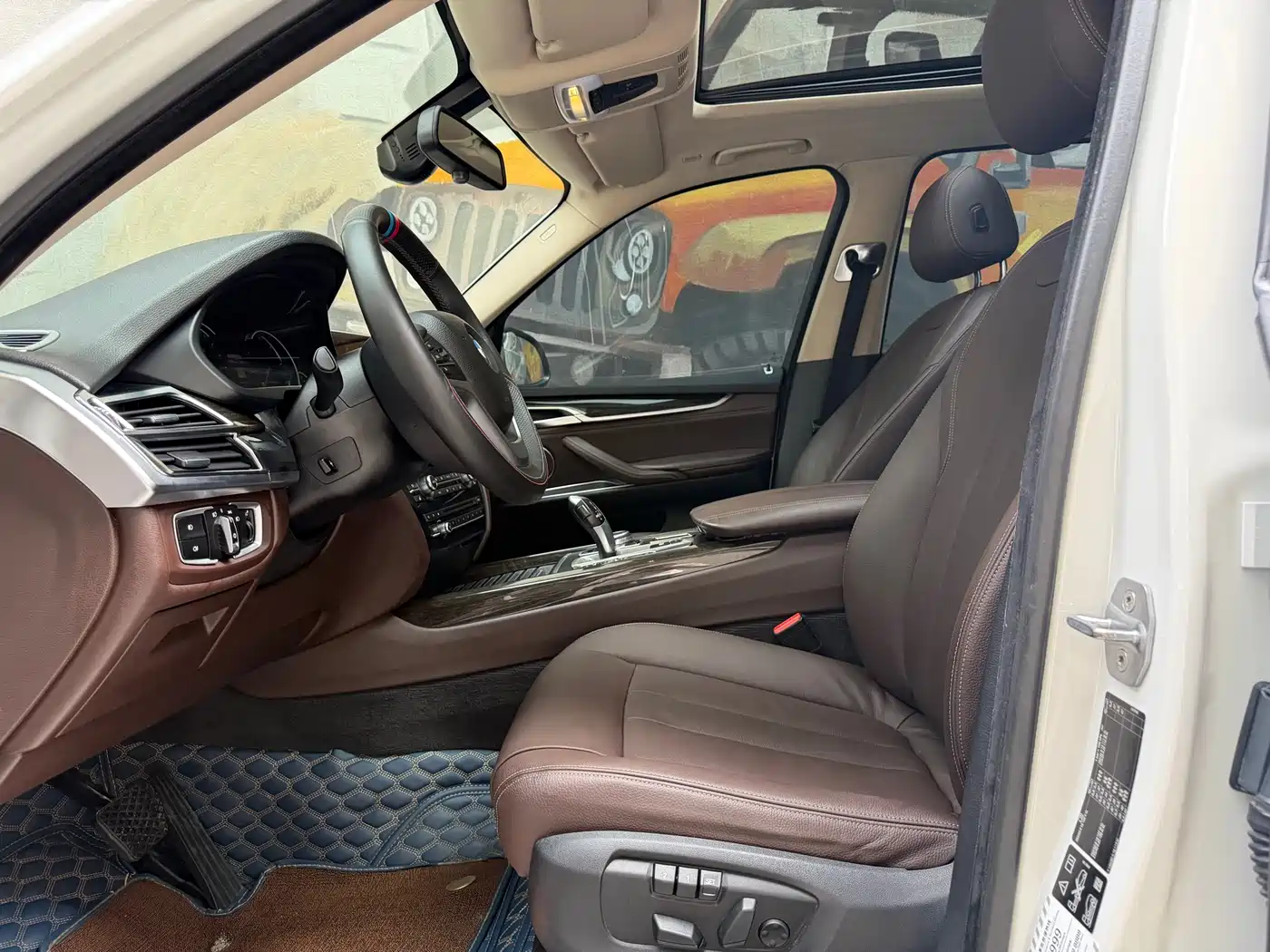 BMW X5 (Import) 2015 Model xDrive35i China Limited Edition фото 6