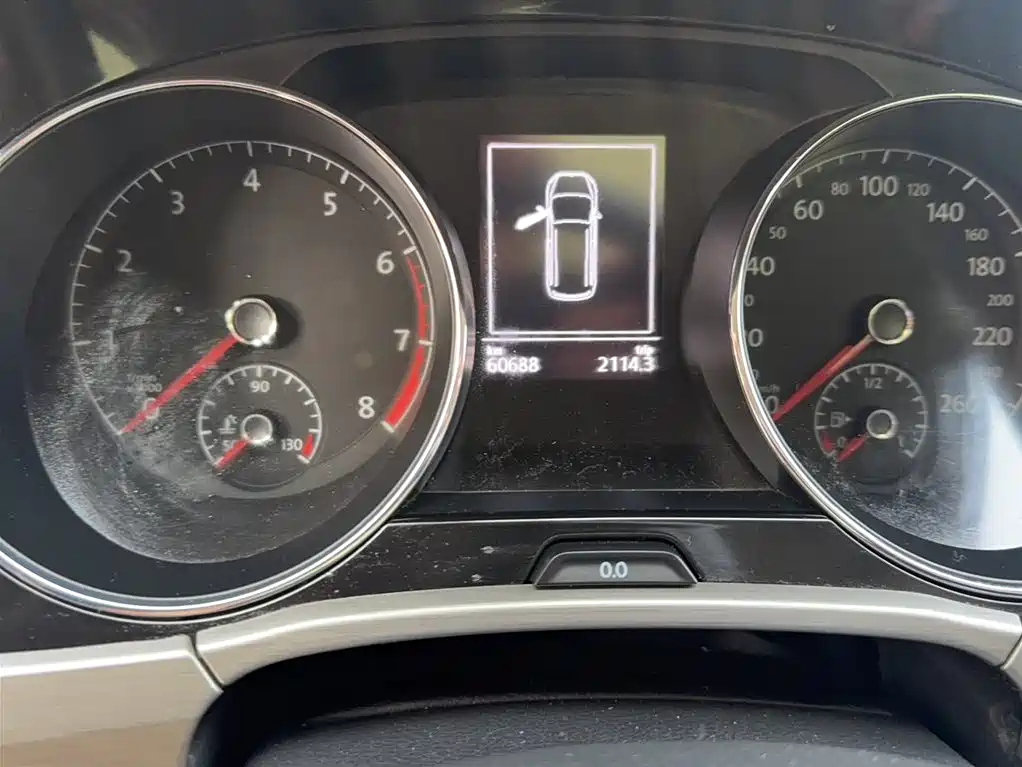 Volkswagen Touran 2018 Touran L 280TSI DSG Comfort 7-seater China V фото 9