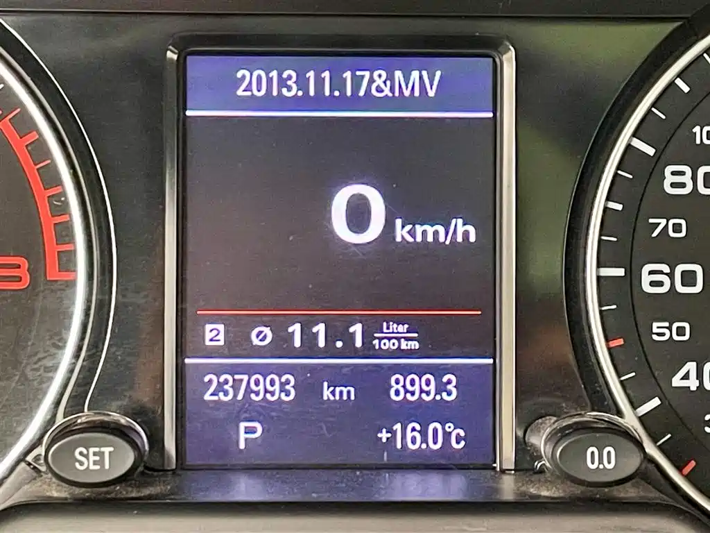 Audi Q5 2012 2.0TFSI Luxury фото 17