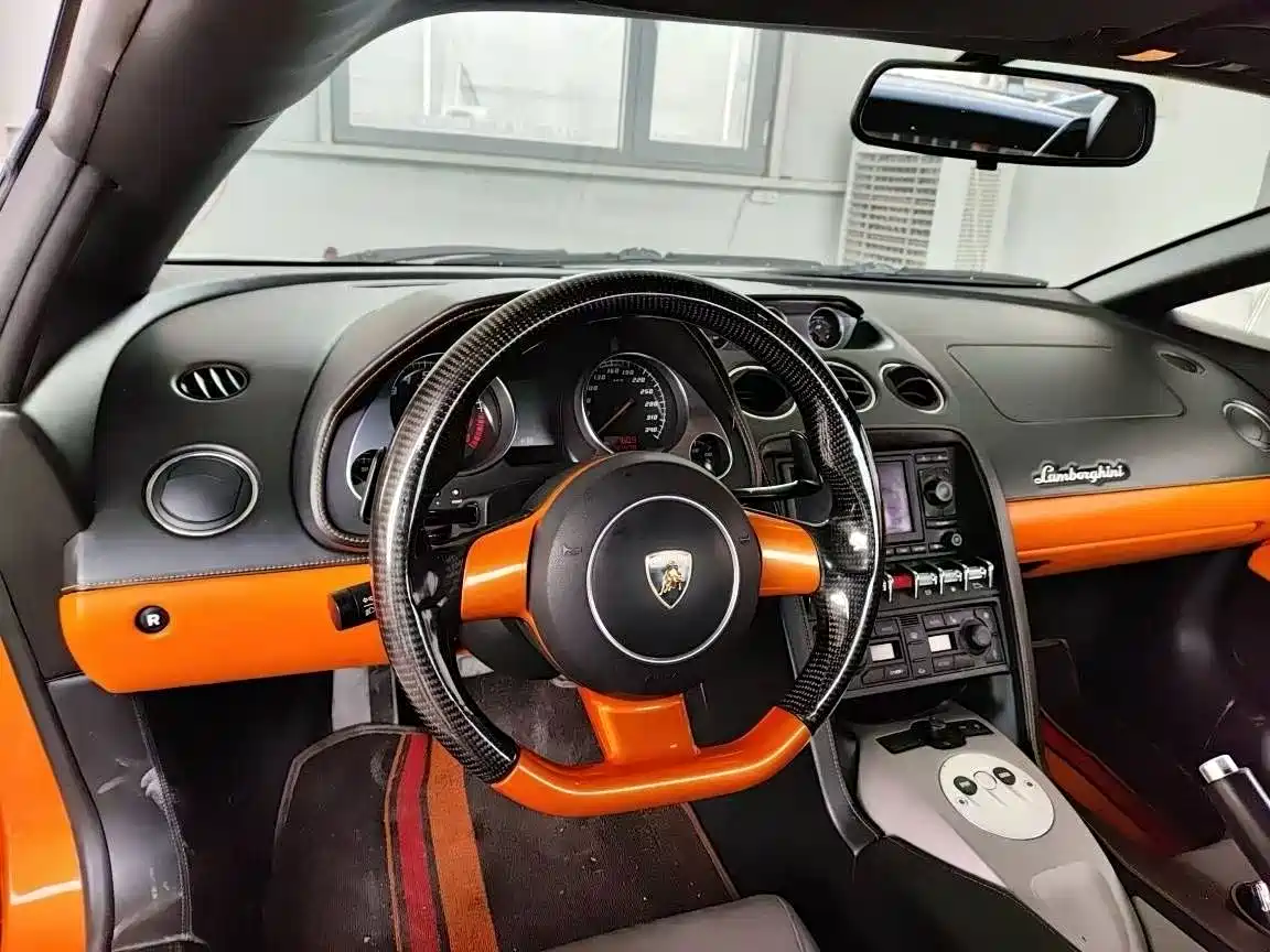Lamborghini Gallardo 2014 2012 LP 560-4 Gold Edition