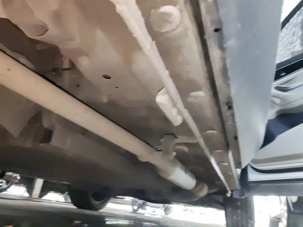 BYD Song PLUS PHEV 2021 DM-i 51KM Honor фото 21