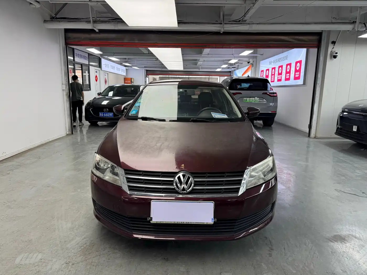 Volkswagen Lavida 2013 Facelift Classic 1.6L Automatic Trend фото 2