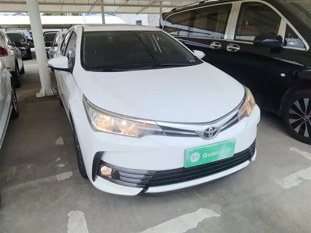 Toyota Corolla 2017 Facelift 1.2T S-CVT GL-i фото 4