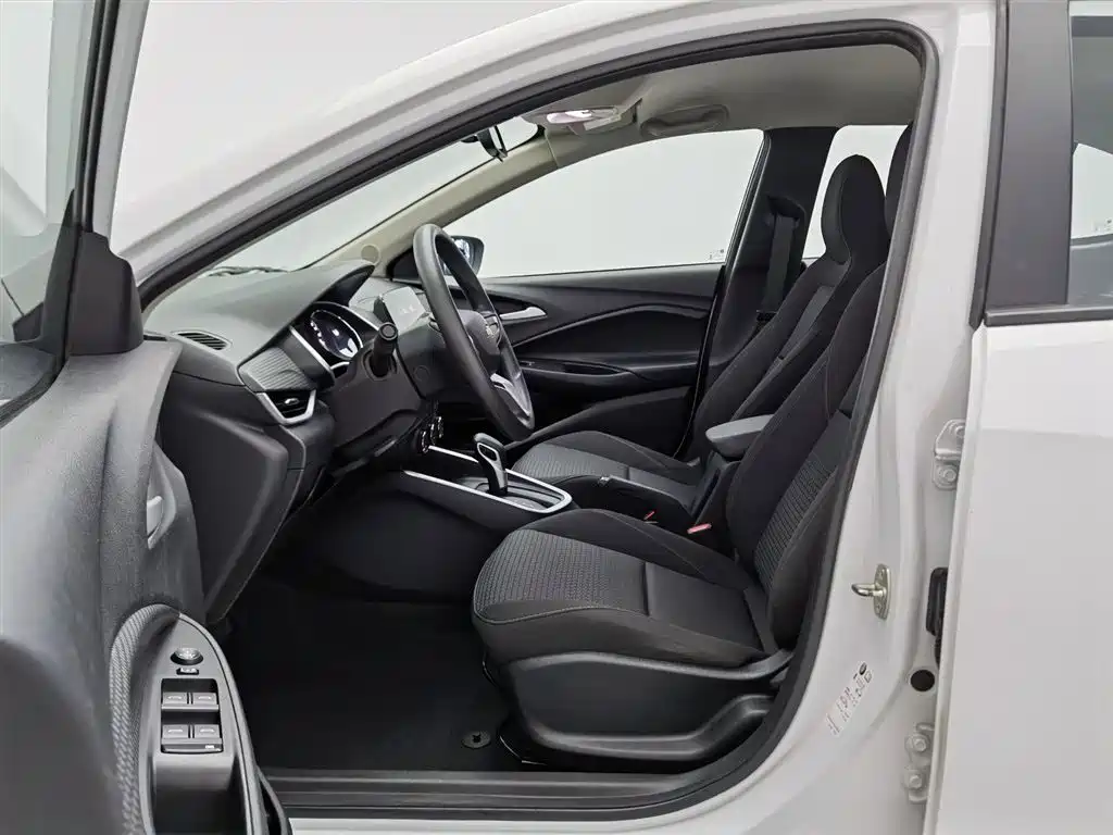 CHEVROLET KOVOZ