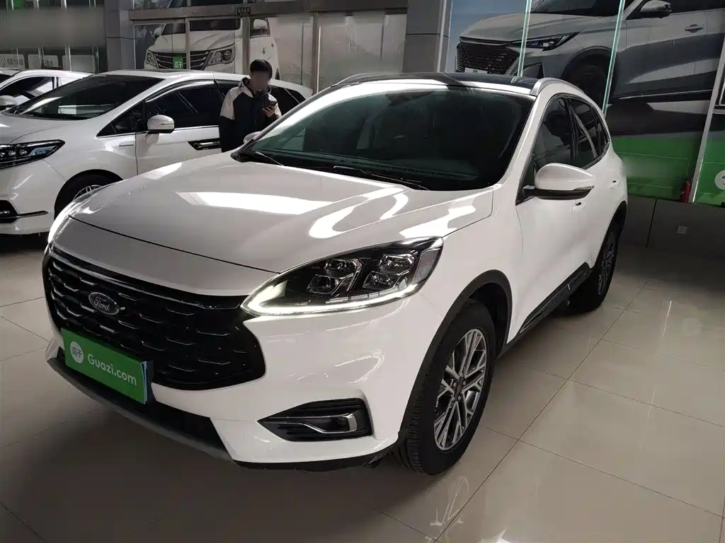 FORD RUIJI