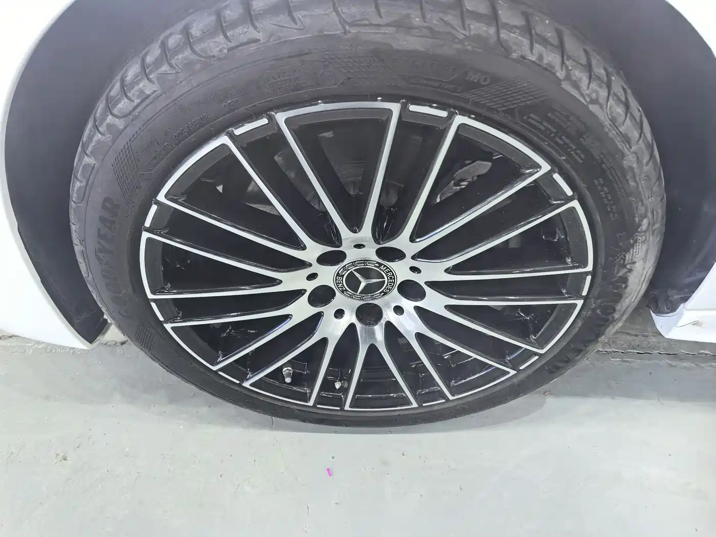 Mercedes-Benz C-Class 2023 C 200 L Sport фото 8