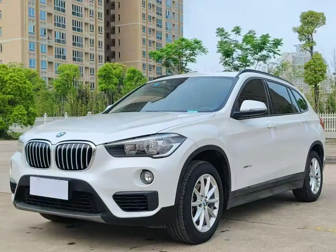 BMW X1 2016 sDrive18Li Fashion Model