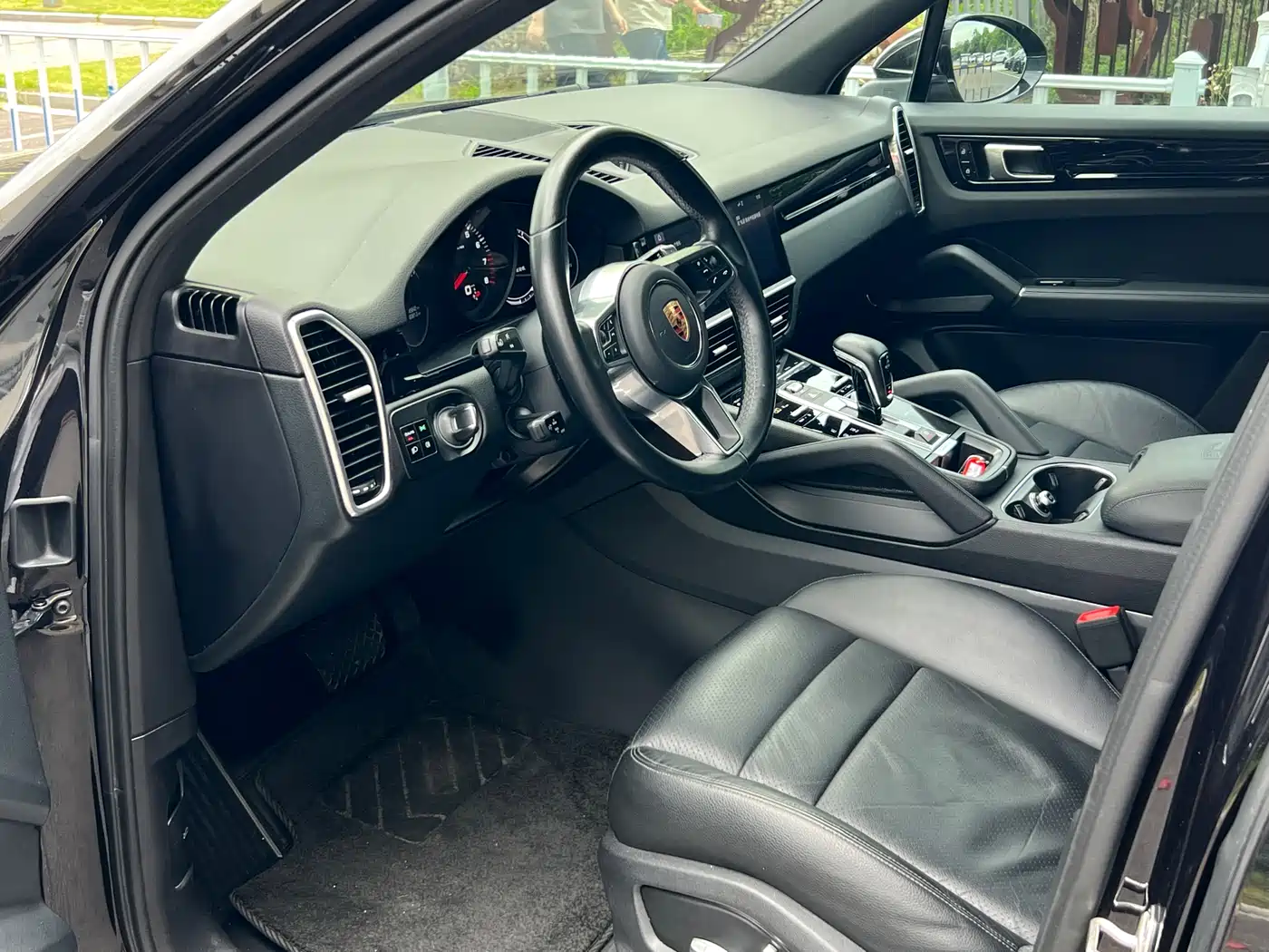 Porsche Cayenne 2022 Cayenne 3.0T Platinum Edition фото 7
