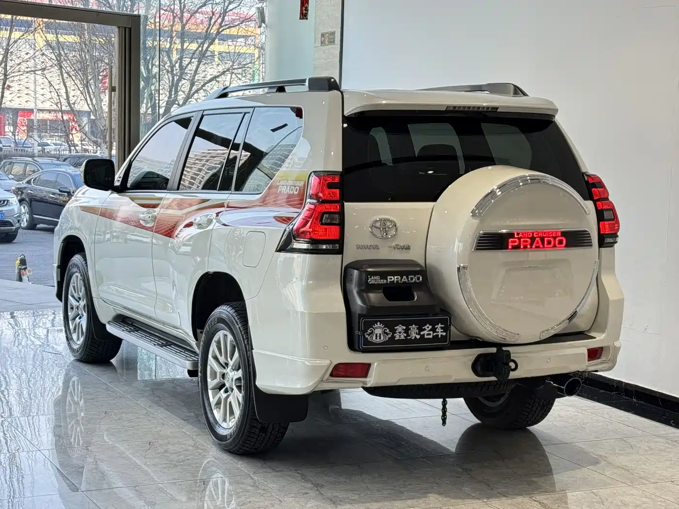 Toyota Prado 2019 3.5L Automatic TX-L Zunxiang Edition with Rear-mounted Spare Tire фото 20