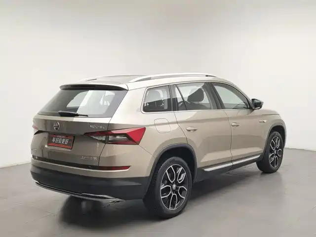 Škoda Kodiaq 2018 Facelift TSI330 7-seat 2WD Premium Luxury Edition — фото 2