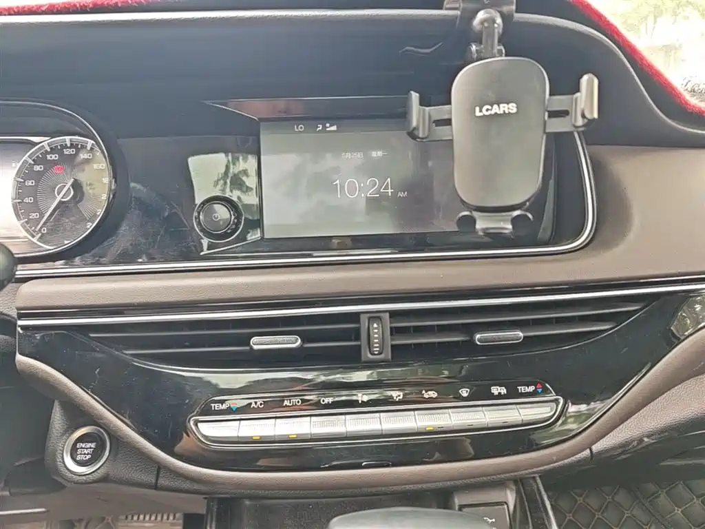 GAC Trumpchi Trumpchi M6 2019 270T DCT Premium Edition (7-seater) (China VI) фото 13