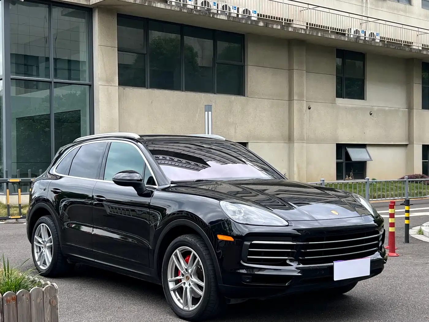 Porsche Cayenne 2022 Cayenne 3.0T Platinum Edition фото 3