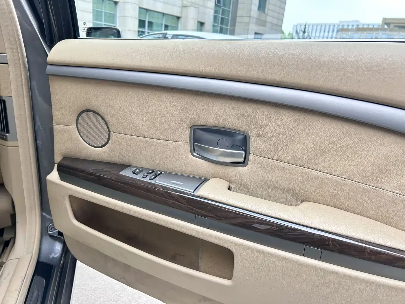BMW 7 Series 2009 730Li Luxury фото 17
