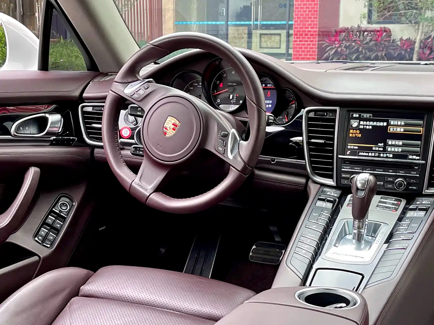 Porsche Panamera 2014 Panamera 3.0T фото 12