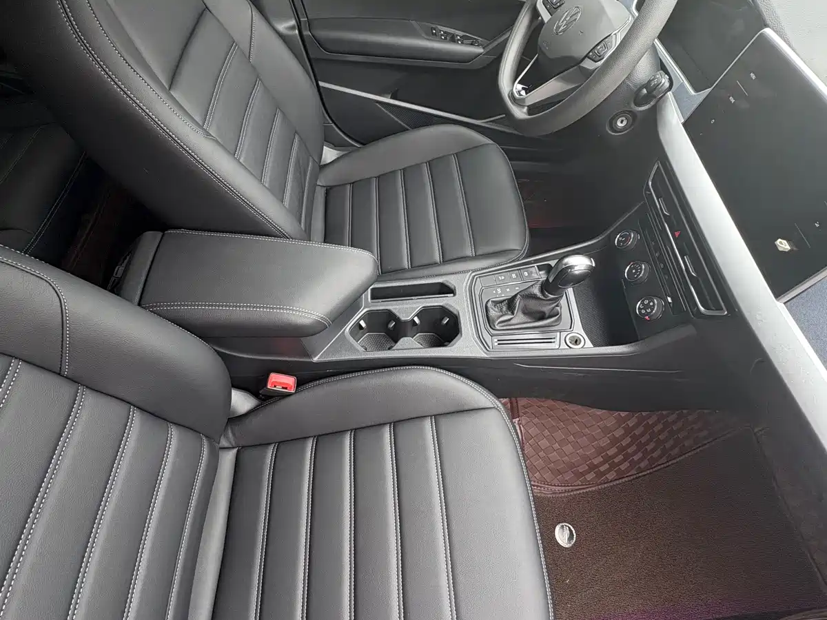 Volkswagen Lavida 2023 1.5L Auto Delight Edition фото 7
