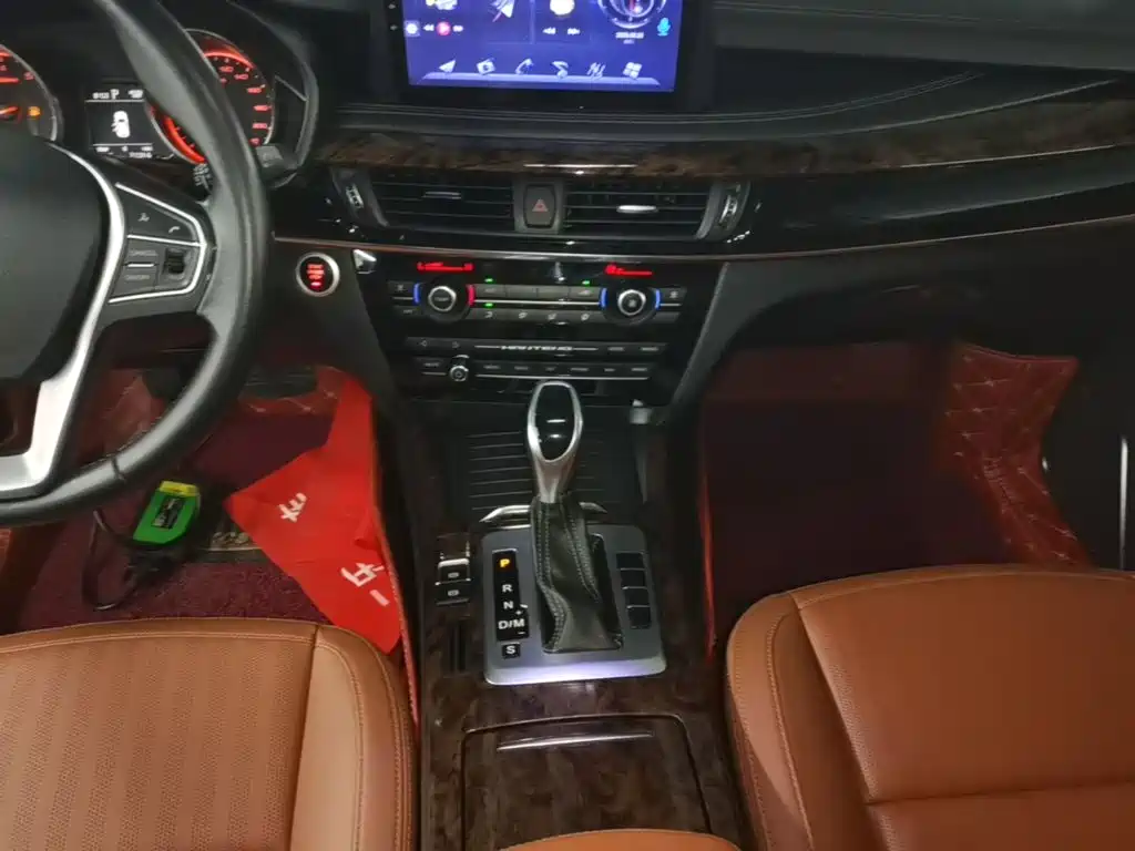 Hanteng Auto Hanteng X7 2018 2018 Model X7S 1.5T Automatic Luxury Edition