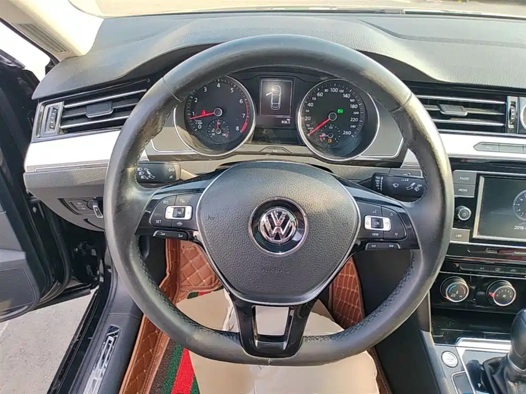 Volkswagen Magotan 2019 330TSI DSG Leading China V фото 7