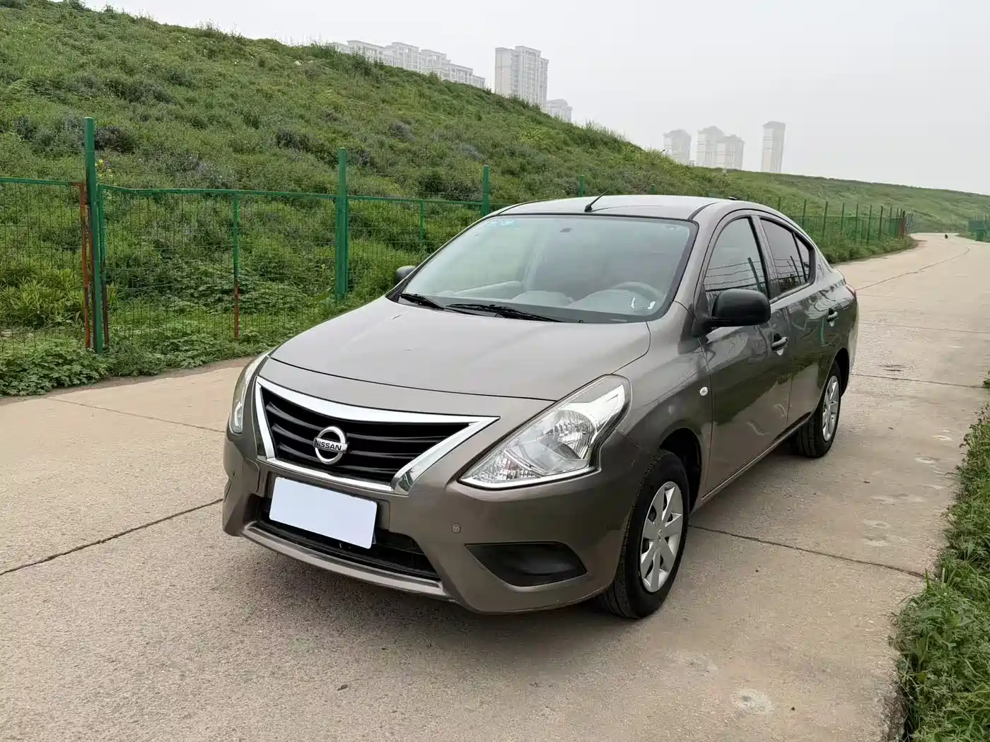 Nissan Sunny 2016 2016 1.5XE CVT Leading Edition