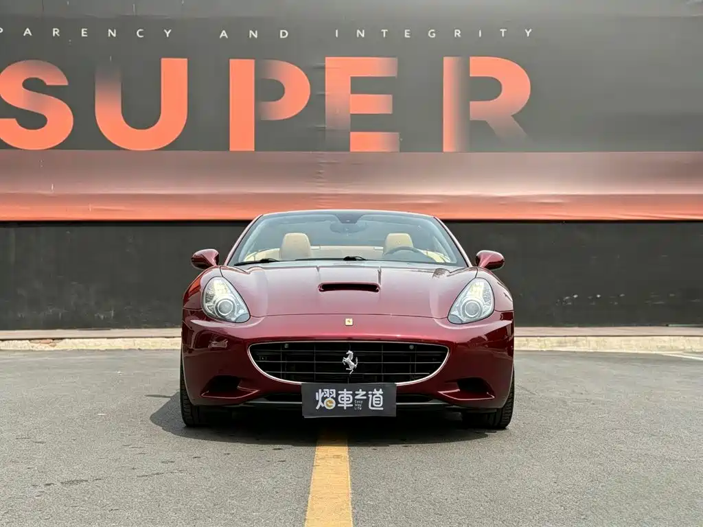Ferrari California T 2010 2009 4.3L Standard