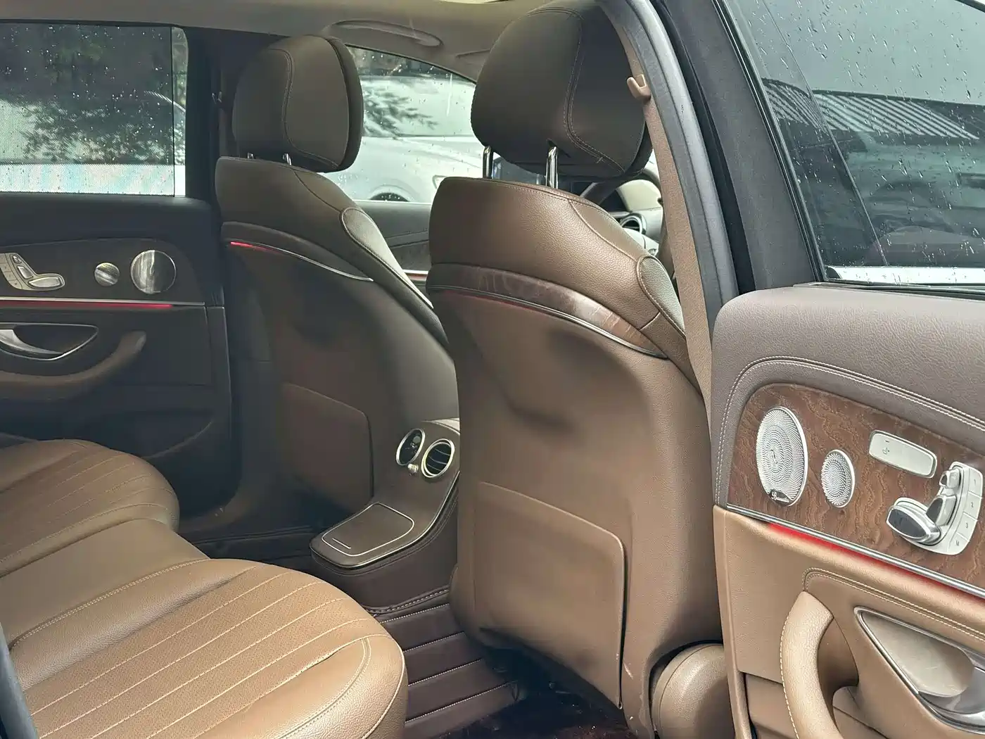 Mercedes-Benz E-Class 2021 E 300 L Fashion фото 7