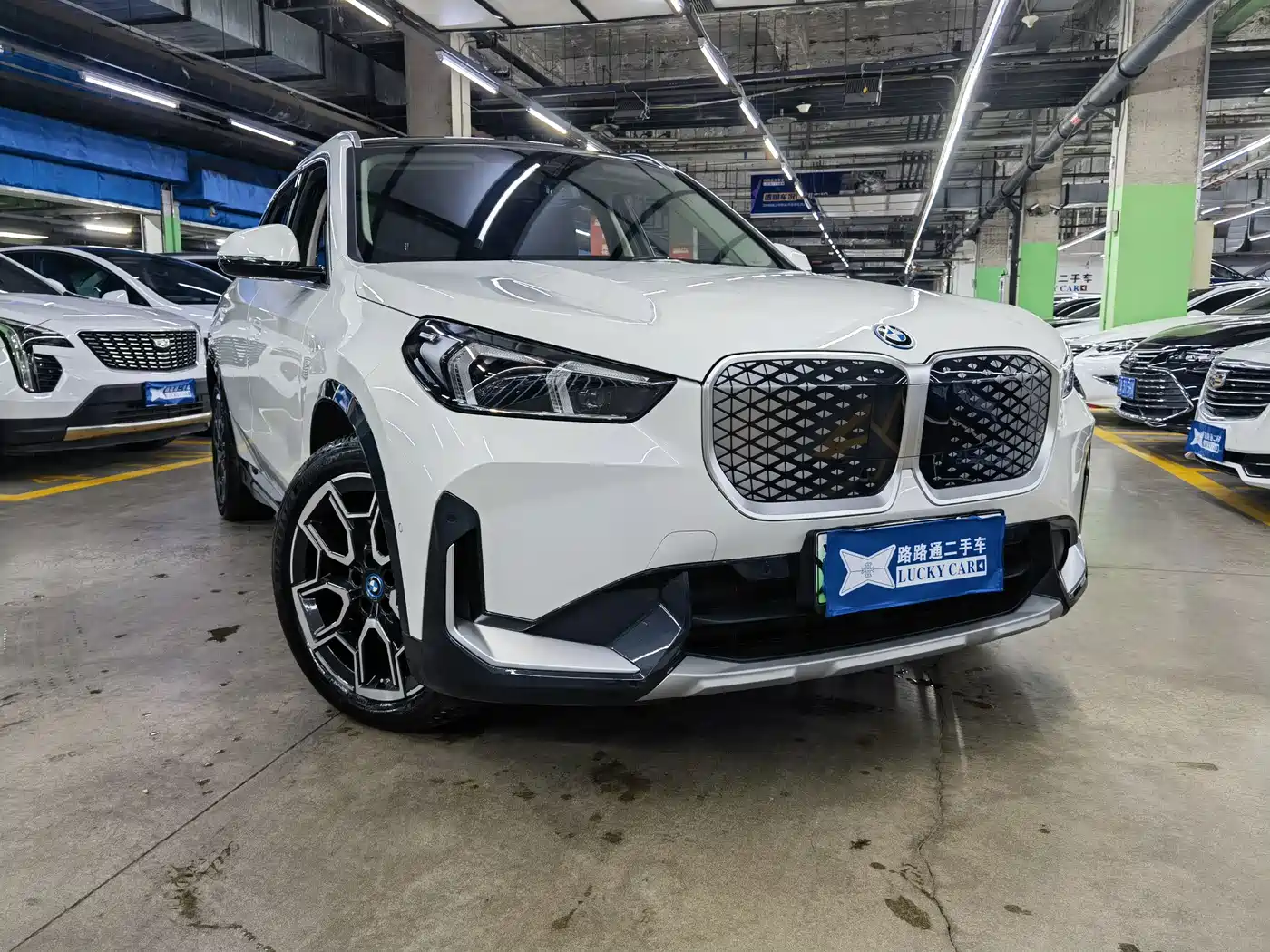 BMW iX1 2025 2025 xDrive30L X Design Package