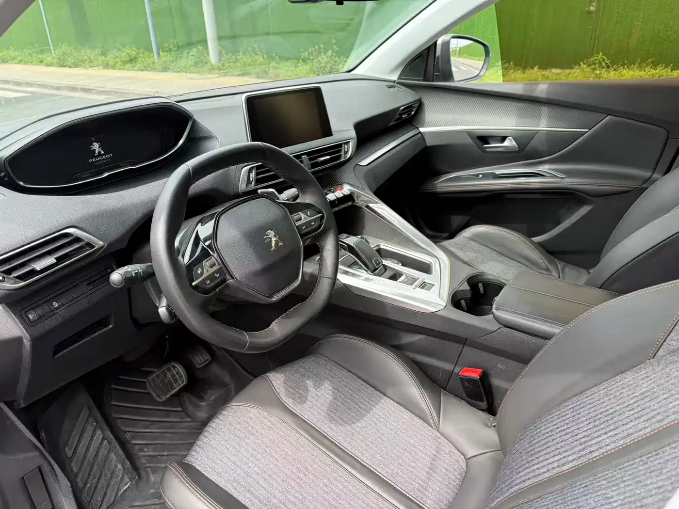 Peugeot 5008 2017 380THP 7-seat Elite Edition фото 8