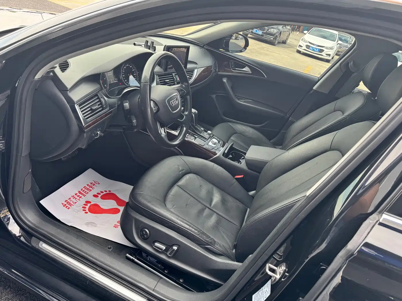 Фото 2 - Audi A6L