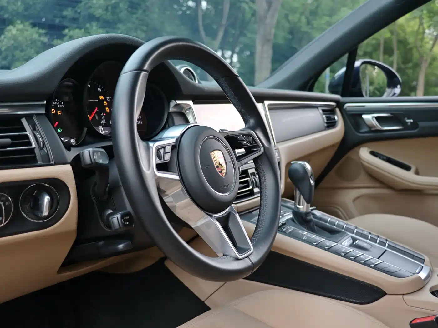 Porsche Macan 2020 Macan 2.0T фото 23